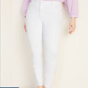 Old Navy Rockstar White Mid Rise Jeans